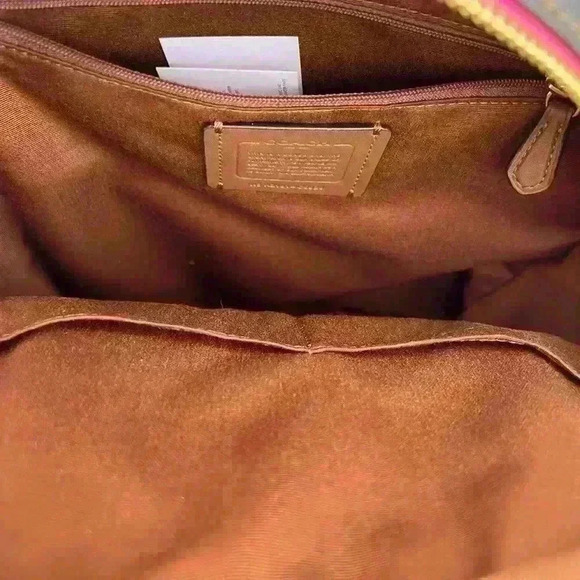 Coach Backpack With Souvenir Patches In Blocked Signature - Picture 10 of 12